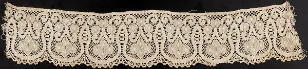 Lace tape