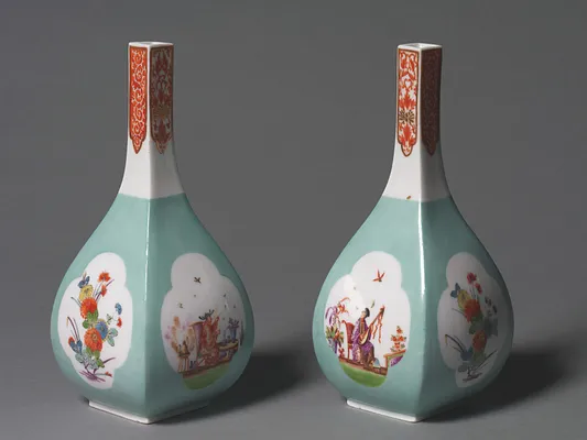 Saki Bottles