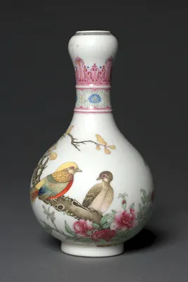 Vase with Golden Pheasants