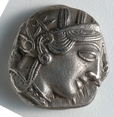 Tetradrachm: Head of Athena, r. (obverse)