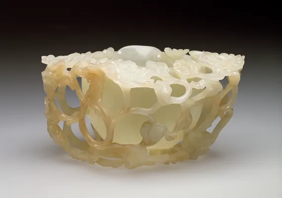 Brush Washer in the Form of a Peony