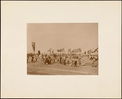 Plymouth Tercentenary Pageant, episode III, scene 1: citizens of Kampen in the progress of King James