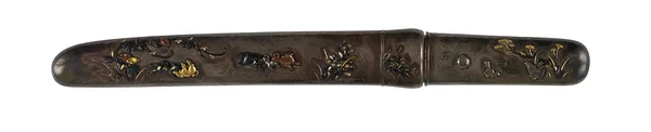 Dagger (aikuchi) with puppies playing in a garden (51.1148.1-51.1148.3)