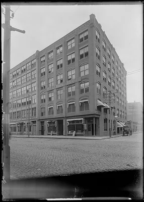 Boston Wharf Co.: W.T.C. MacAllen Co., Congress Café, 342 Congress St.