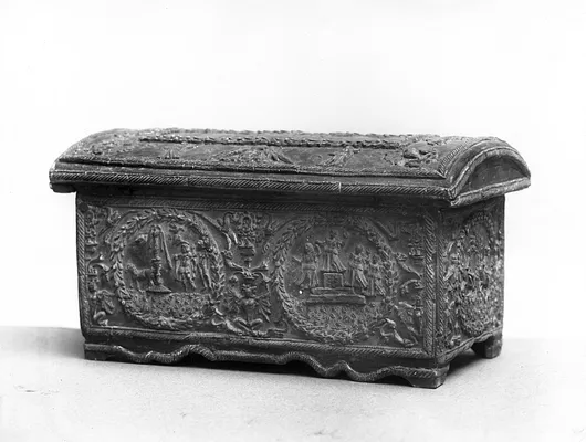 Jewelry Box with medallions with allegorical scenes