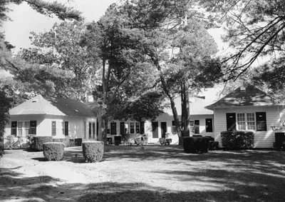 The Tanampo Club flourished here on Middle Pond between WW1 and WW2. The club took over the summer home of the Boston Conservatory's pianist Carlo Buonamici built in 1913