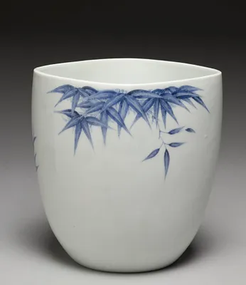 Fresh Water Jar (Mizusashi) with Bamboo