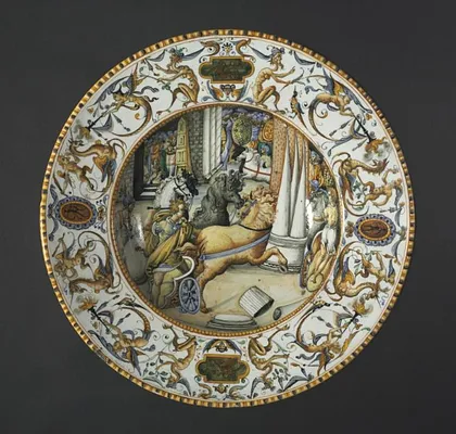 Charger Depicting a Chariot Race