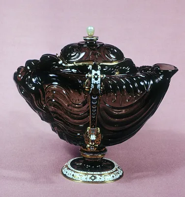 Vessel in the Form of a Seamonster