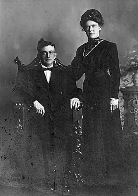 Great Grandparents Wedding Anniversary photo, 1918