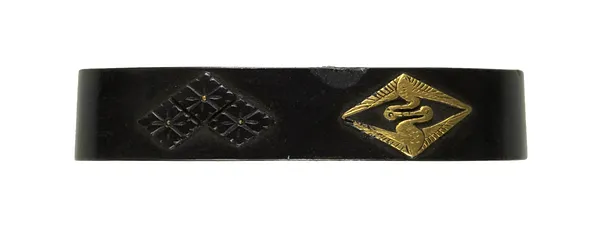 Fuchi with Crests