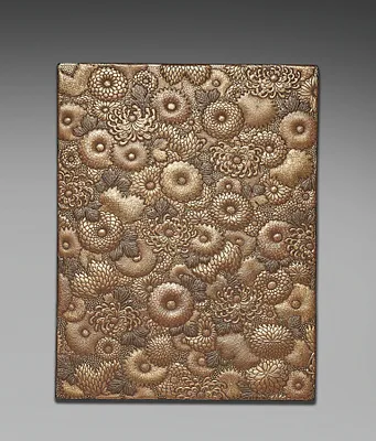 Nested Boxes with Chrysanthemums (outer box lid)