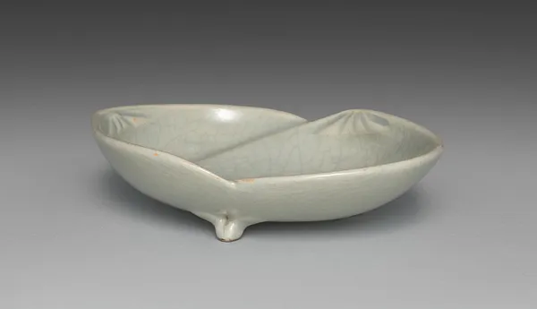 Dish from Dishes with Matching Shells
