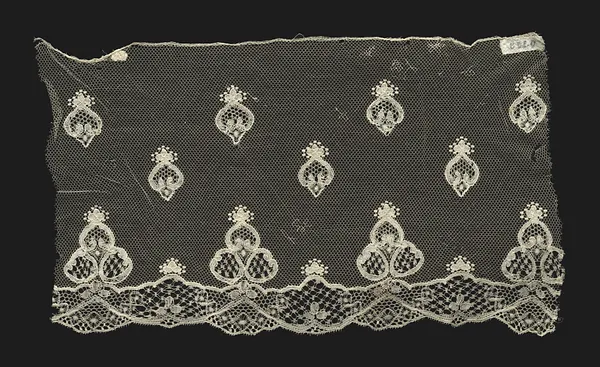 Lace Flounce
