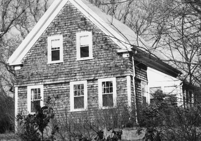 The Deacon Thomas Jones homestead was built before 1857 by Jones (1823-1896), a yeoman farmer whose Quaker ancestor Ralph Jones first settled nearby in the 17th century