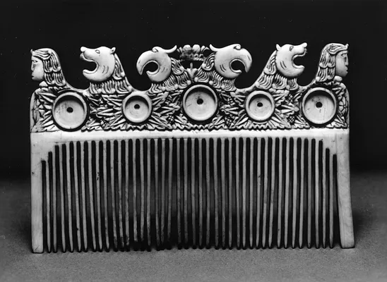 Comb with Warriors and Eagles