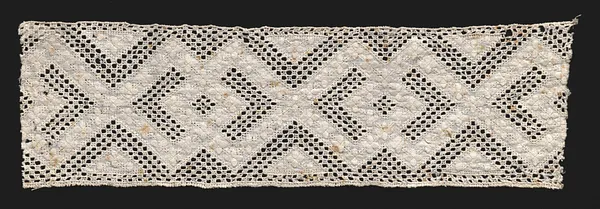 Lace fragment