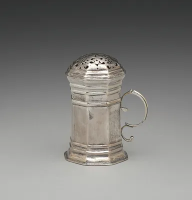 Caster with Lid