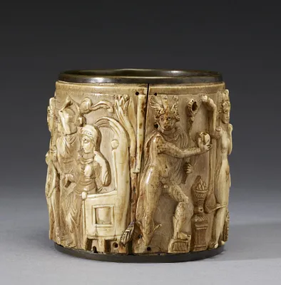 Circular Pyxis