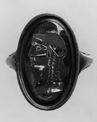 Intaglio with Bust of a Woman Set in a Ring