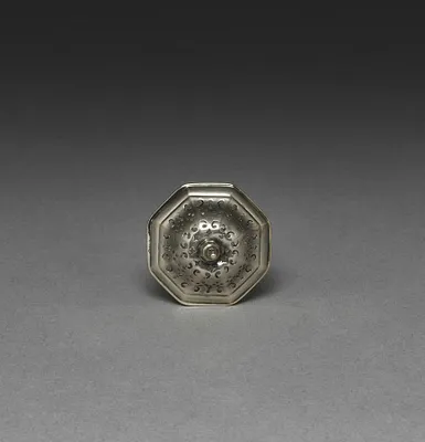 Caster (lid)