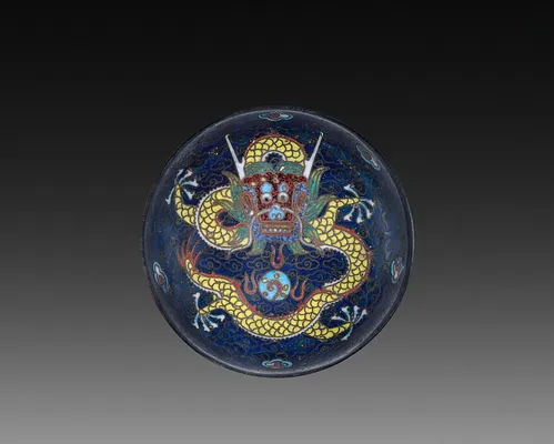 Box with Dragon (lid)