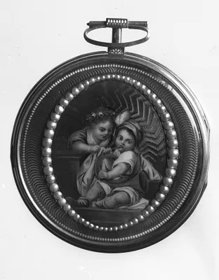 Watch with two children with a hunting horn