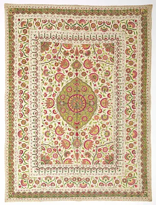 Spread with floral medallion pattern