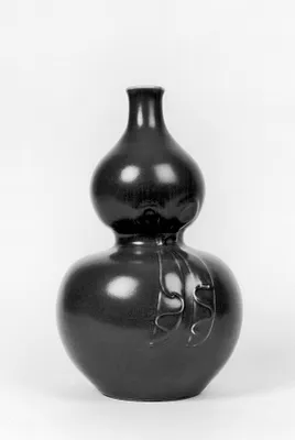 Gourd-Shaped Vase
