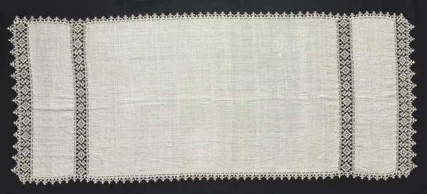 Lace Cloth