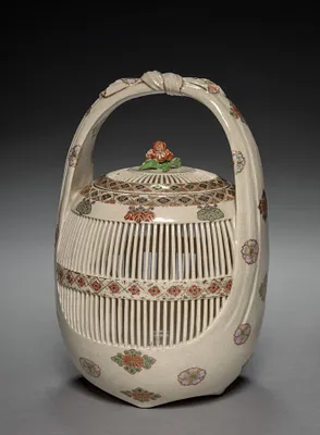 Jar: Satsuma Ware