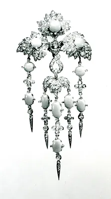 Brooch