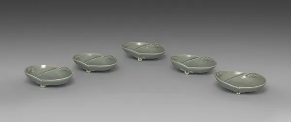 Saucers with Matching Shells