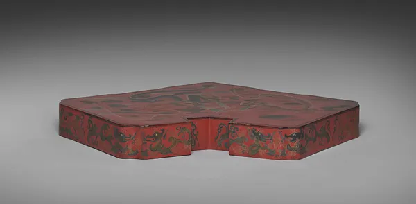 Lid for a Tiered Food Box