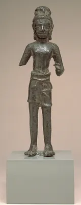 Standing Bodhisattva (Avalokitesvara or Maitreya)
