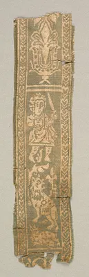 Silk Decorative Tunic Band with a Hunter