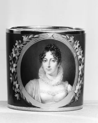 Cup and Saucer (gobelet ‘litron’ et soucoupe)