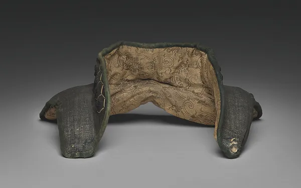 Collar