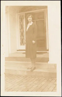 Miss Warren