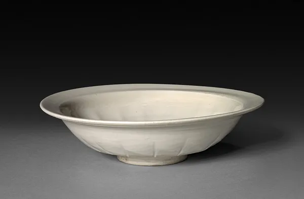 Circular Dish