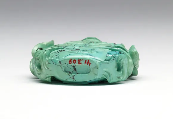 Snuff Bottle with Camellia Blossoms