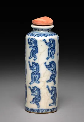 Snuff Bottle with Stopper
