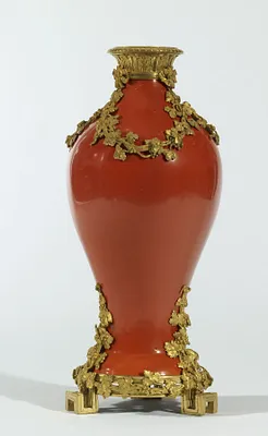 Vase with a Grapevine Motif
