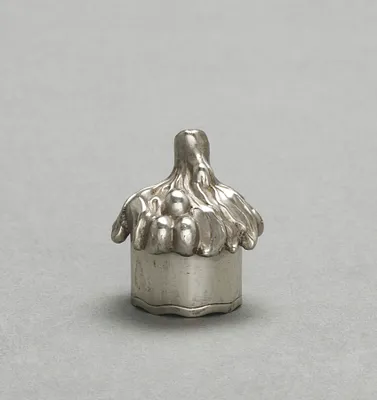 Cruet Stand (Bottle Cover)