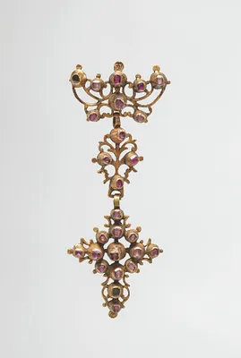 Woman's Costume (Pendant)